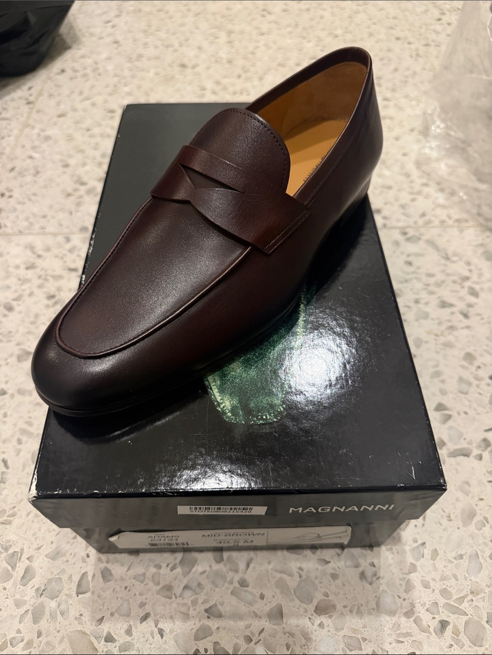 Magnanni Dark Brown Leather Penny Loafers